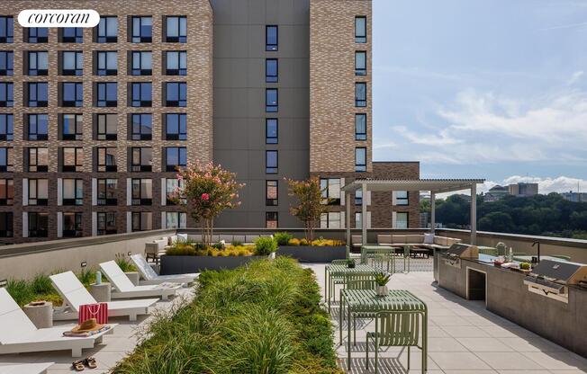 Studio, 1 bath, $3,155, Unit 1012E