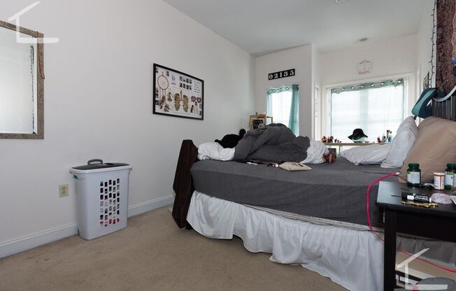 1800 Sq Ft. Pet Friendly Duplex w 2 Parking Spots perfect location!  Secured Basement w Laundry & Storage