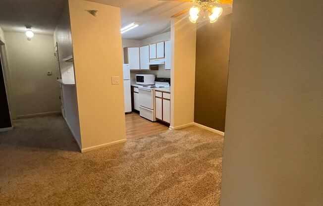 2 beds, 2 baths, 1,080 sqft, $1,189, Unit 84