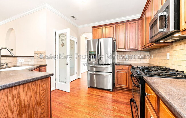 725 KEYSTONE PARK DR