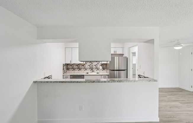 2 beds, 1 bath, 766 sqft, $1,695, Unit 44