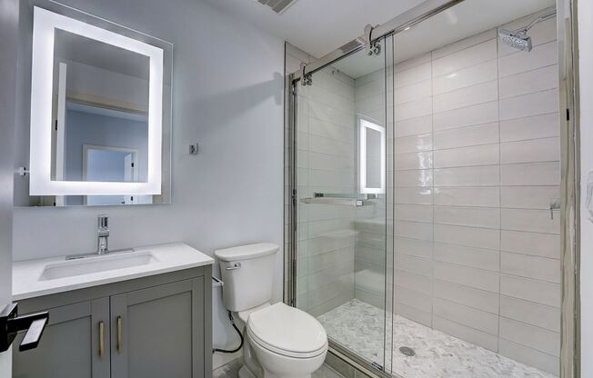 2 beds, 2 baths, $2,250, Unit 102