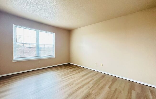 2 beds, 2 baths, $1,245, Unit # 19
