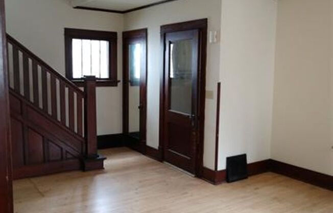 Spacious 4-Bed, 1.5-Bath Home in Vilas Neighborhood