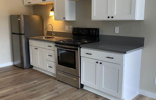 1 bed, 1 bath, 475 sqft, $1,395, Unit 16