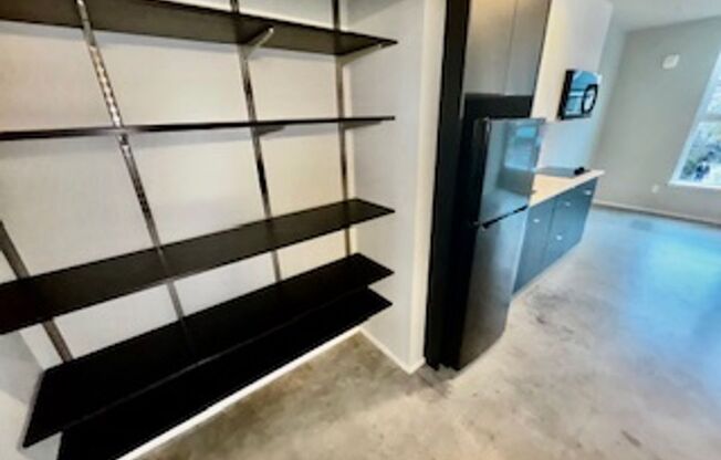 Studio, 1 bath, 326 sqft, $1,395, Unit 313