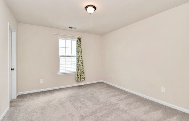 4 beds, 2.5 baths, $2,795