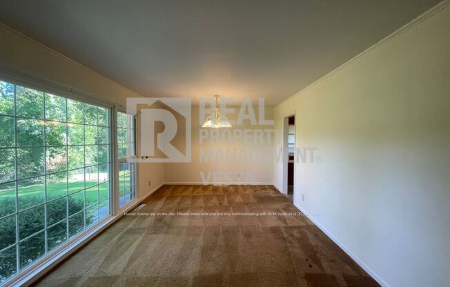 2458 KENSINGTON RD