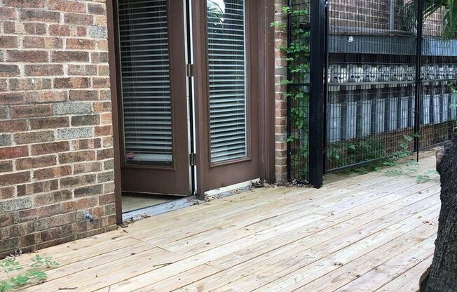 2 beds, 2 baths, 1,008 sqft, $2,300, Unit 3