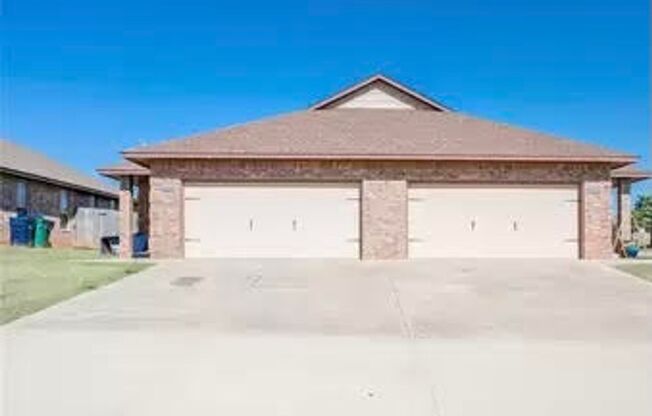 Open House: Wednesday, May 8th from 4:30 pm to 5:30 pm - Updated Duplex - Yukon Schools - Close to Lake Overholser - Corner Lot