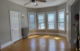 172 PUTNAM ST