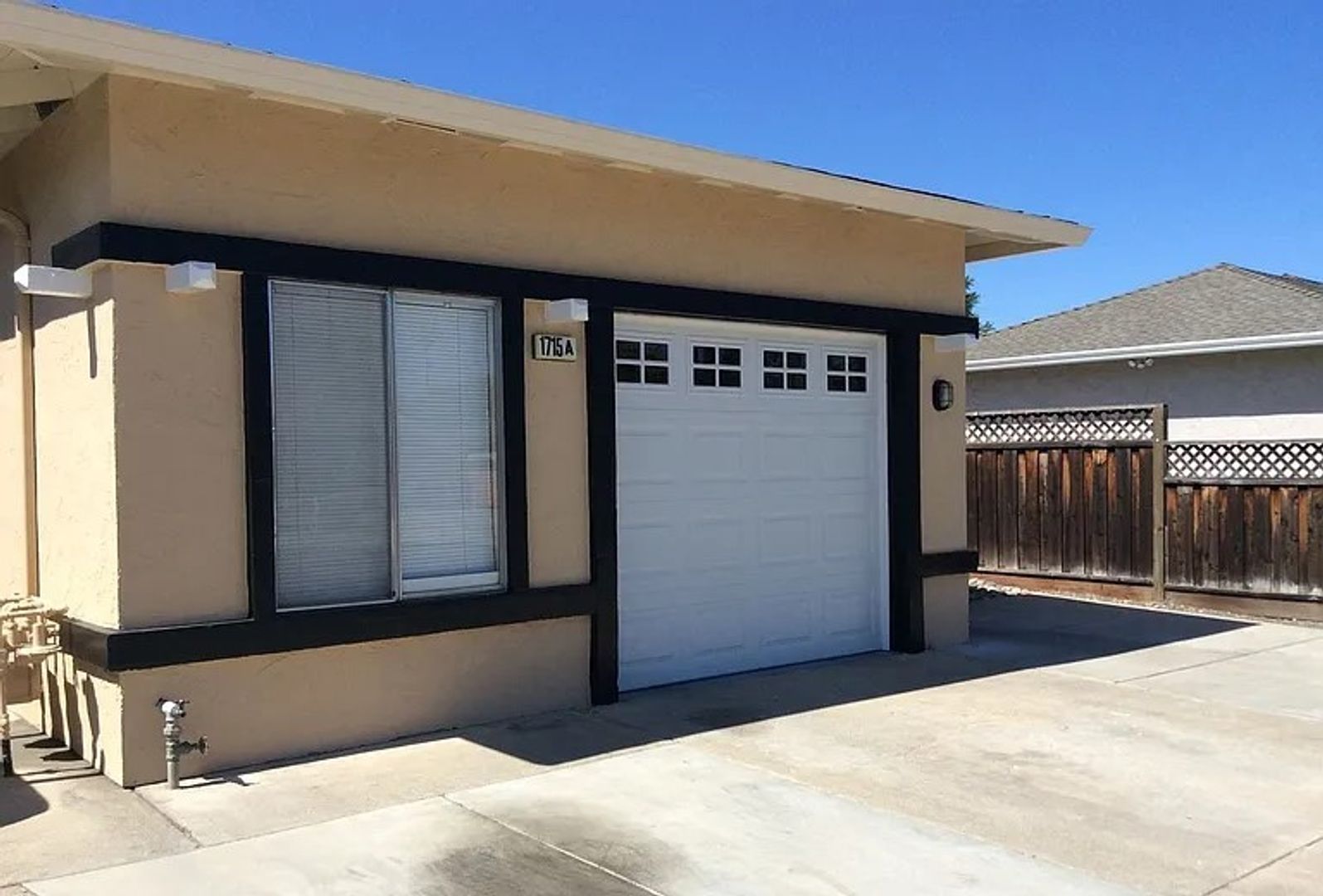Willow Glen/Cambrian duplex - Beautifully Maintained with Spacious Backyard & Upgrades
