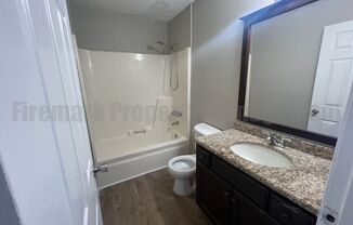 2 beds, 1 bath, $1,400