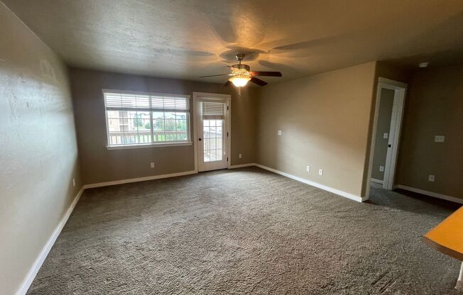 2 bedroom 2 bath condo centrally located on Baxter Ln