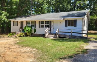 Two Bedroom duplex Available for Rent in Lancaster SC!