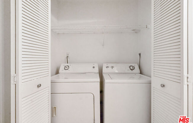 3 beds, 2 baths, 1,213 sqft, $3,600, Unit 209