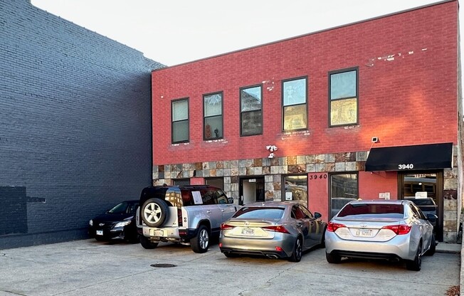 3938 PULASKI