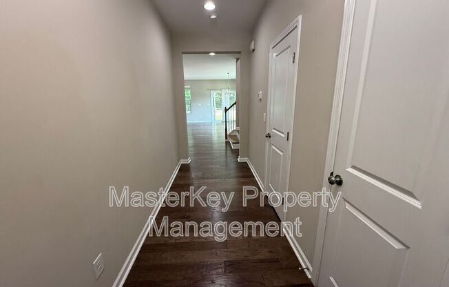 2800 LANASA LN
