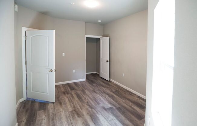 3 beds, 2 baths, $1,650, Unit 3/2