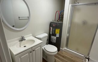 1 bed, 1 bath, $1,200, Unit Apt. 3