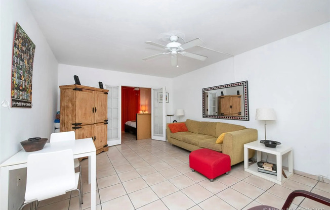 641 Espanola Way