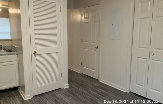 2 beds, 1.5 baths, 950 sqft, $1,295, Unit 05620