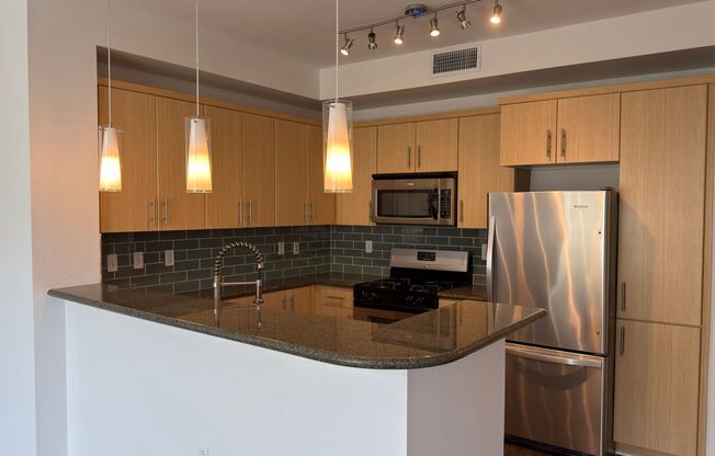 2 beds, 2 baths, 1,072 sqft, $3,495, Unit 525