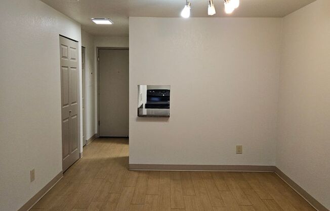 1 bed, 1 bath, 615 sqft, $1,695, Unit 510