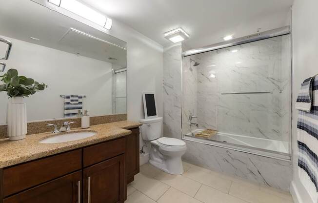 Apartments in North Hollywood, CA