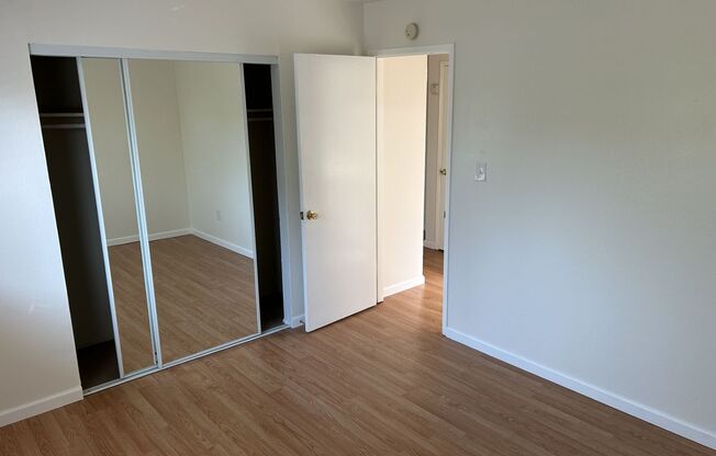 2 beds, 1 bath, $1,899, Unit Unit A