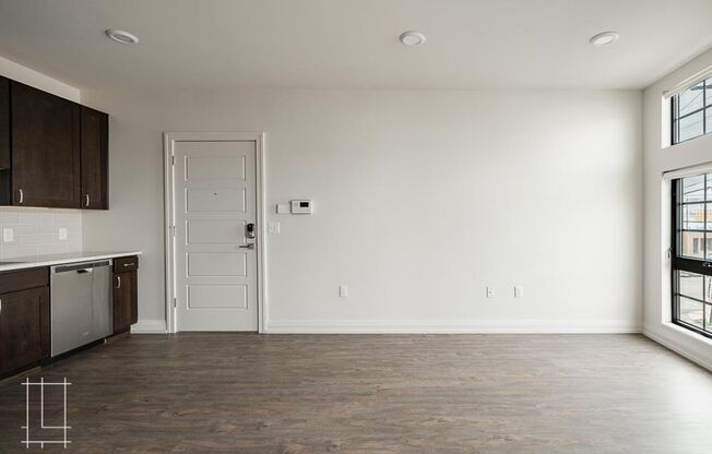 1 bed, 1 bath, $1,425, Unit 1112 N 4th St. Apt. 208