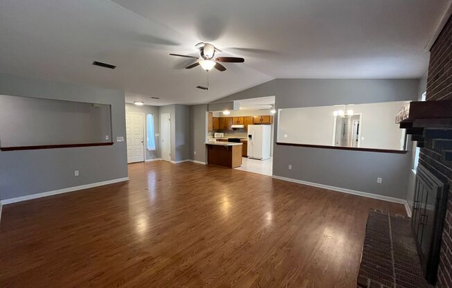 Gorgeous 3 Bedroom Home in Niceville!