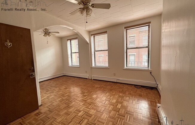 184 Salem St 3