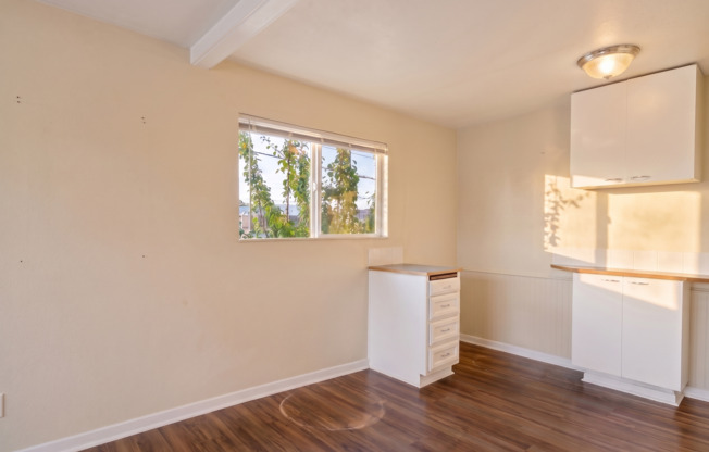 1 bed, 1 bath, 500 sqft, $1,375, Unit 2