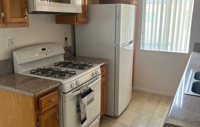 21700 - 21734 Septo St