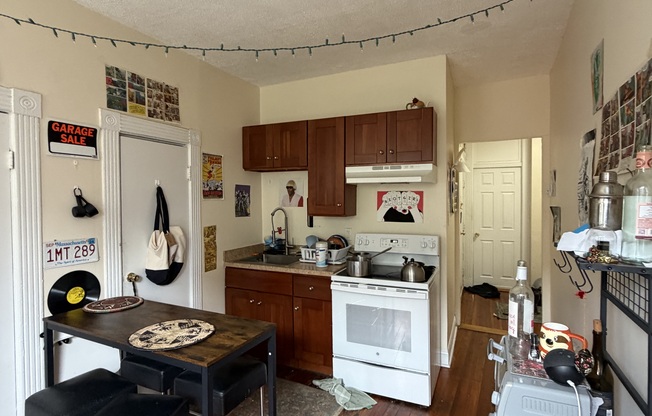 895 HUNTINGTON AVE