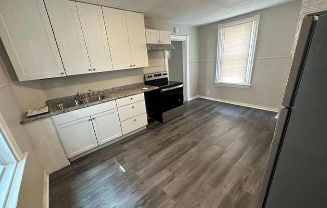 1634 Dewey Ave | 2 Beds, 2 Bath