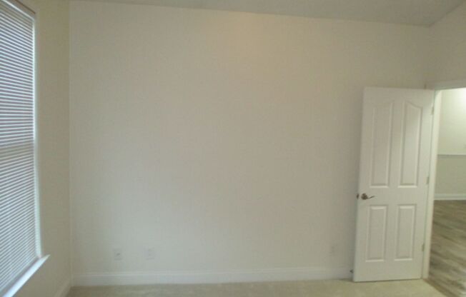 1 bed, 1 bath, 860 sqft, $1,500, Unit 211-05
