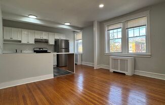 1 bed, 1 bath, $1,325, Unit 31