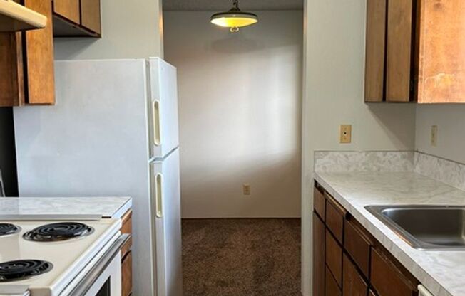 1 bed, 1 bath, 650 sqft, $1,100, Unit 2