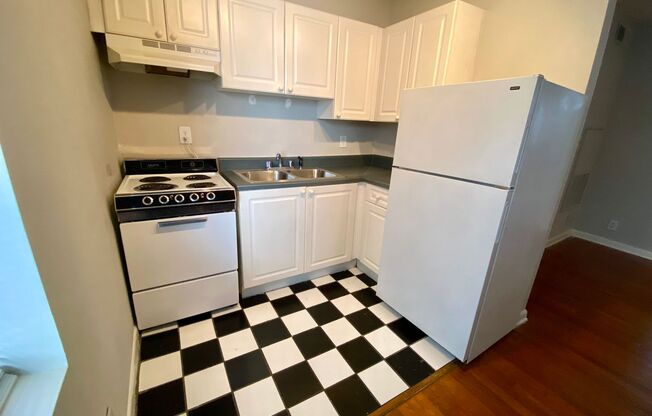 1 bed, 1 bath, 550 sqft, $1,513, Unit 963-307