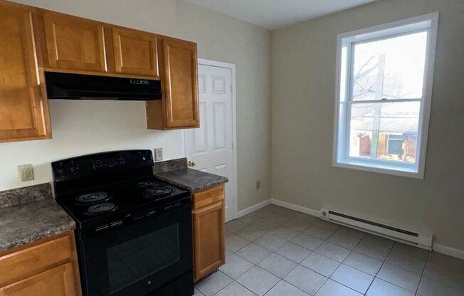 1 bed, 1 bath, $1,250, Unit Unit 1