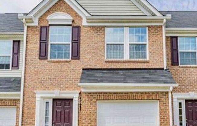 Beautiful, 3 BR Highly sought after Townhouse