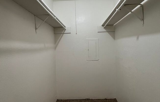 1 bed, 1 bath, 660 sqft, $1,040, Unit 113