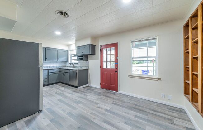 Charming Newly Remodeled Home in a Prime Location!