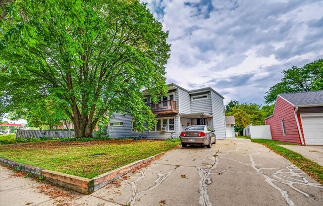 4310 Mohawk Dr