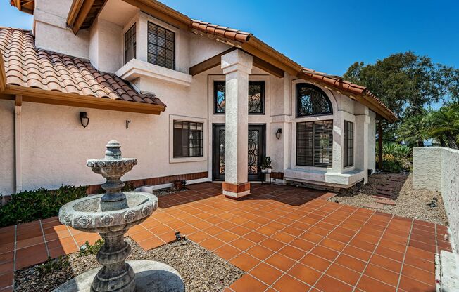 Stunning Single Family Home in Rancho Bernardo