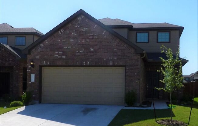 3 beds, 2.5 baths, $2,100