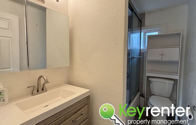 2 beds, 1 bath, $1,650