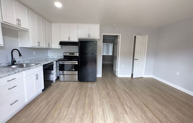 1 bed, 1 bath, 495 sqft, $1,129, Unit F4